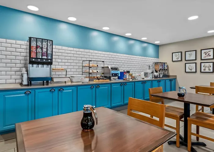 Country Inn & Suites By Radisson, Chambersburg, Pa